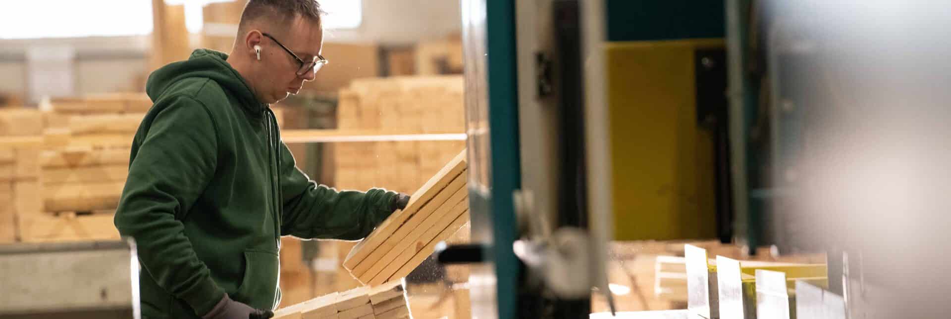 Fertigung von Holzkisten für Industrie und Maschinenbau in Wallenfels